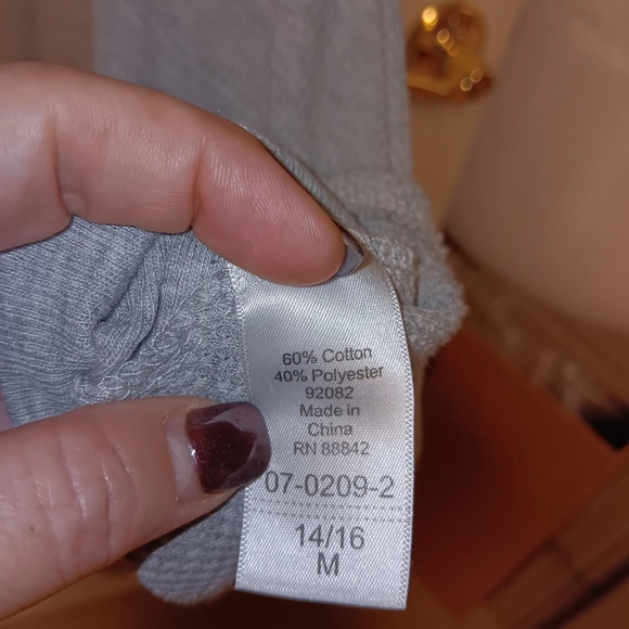 Woman Within Cold Shoulder Tunic with V neck/ Nwnt - Picture 4 of 5